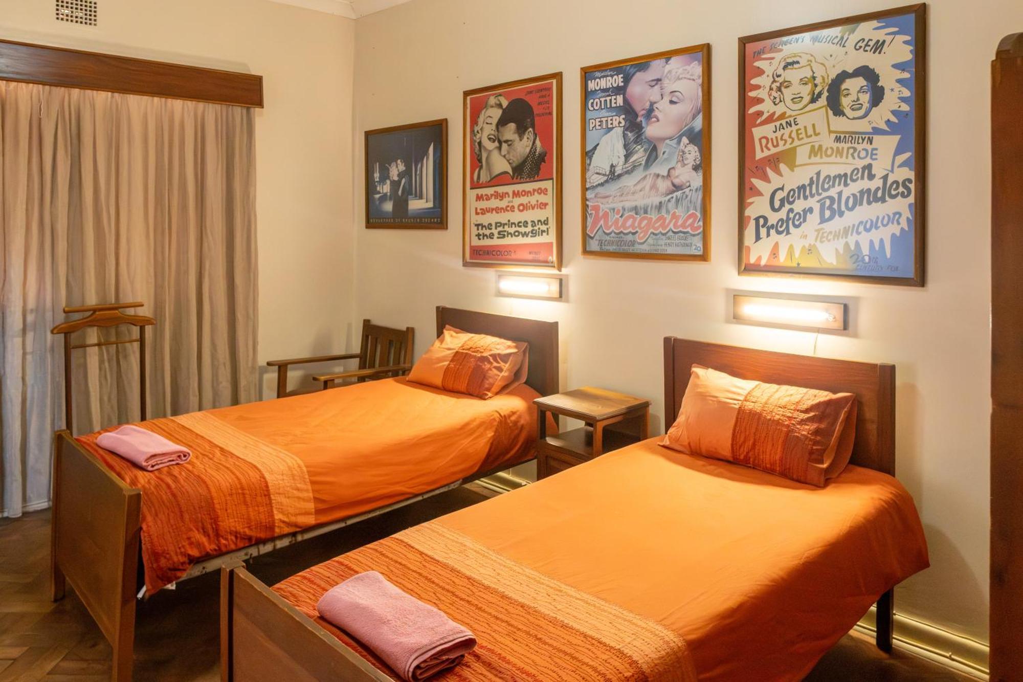 Hotel De Rust Ngoại thất bức ảnh