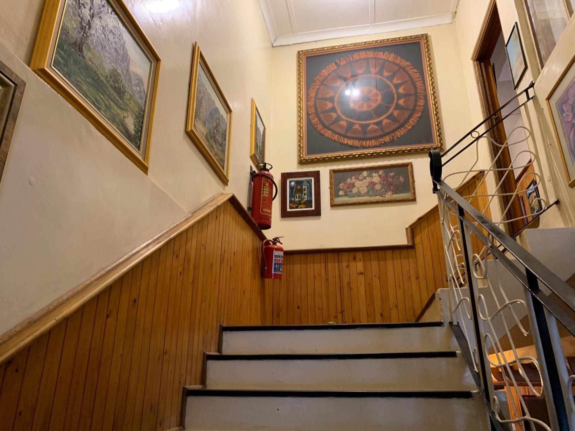 Hotel De Rust Ngoại thất bức ảnh