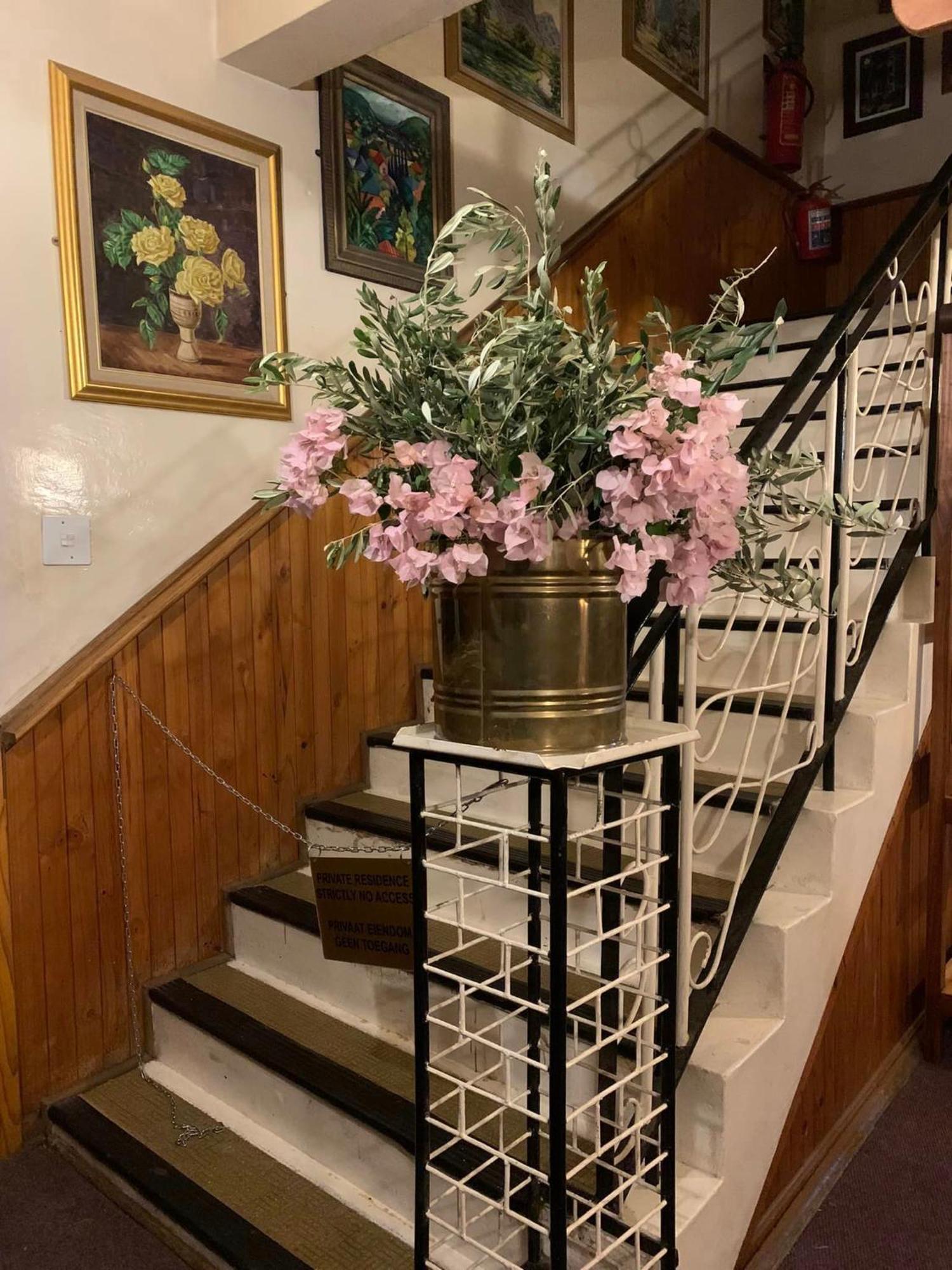 Hotel De Rust Ngoại thất bức ảnh